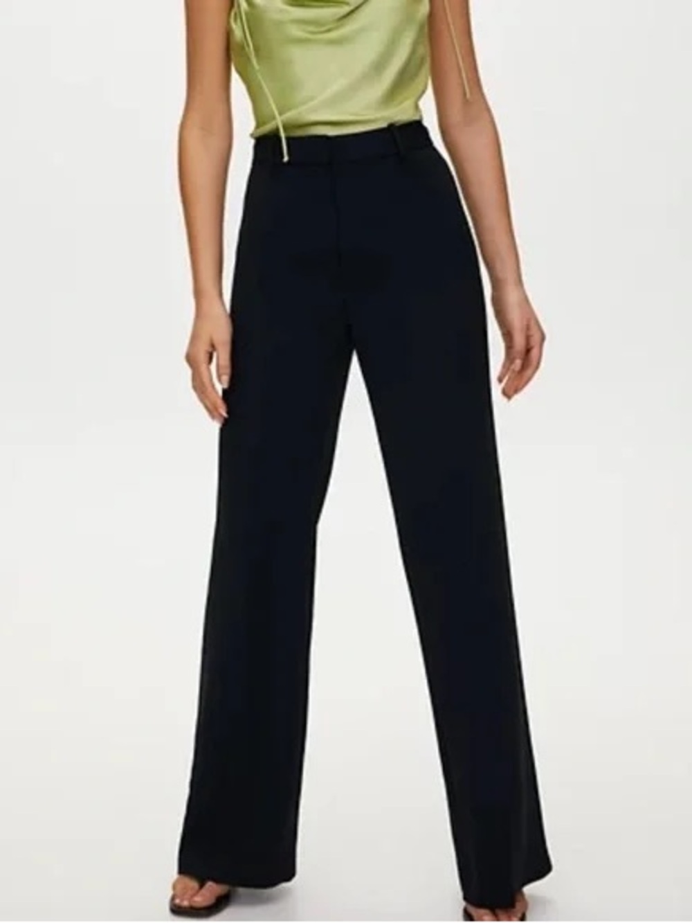 NWT Aritzia Wilfred Black Nostalgia Trousers Size 2